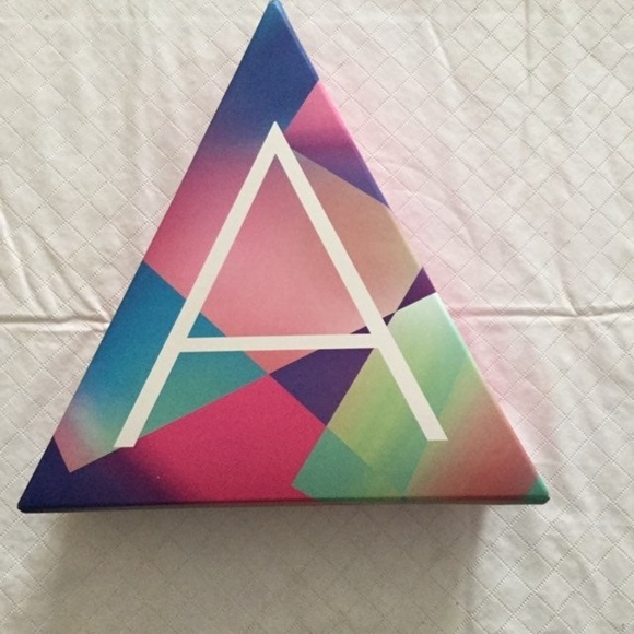 2/$20 Avon Weekend Ritual Abox Collection - Picture 6 of 8